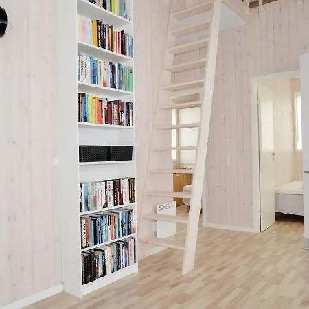 Three-bedroom Holiday In Дом отдыха