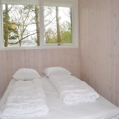 Three-bedroom Holiday In